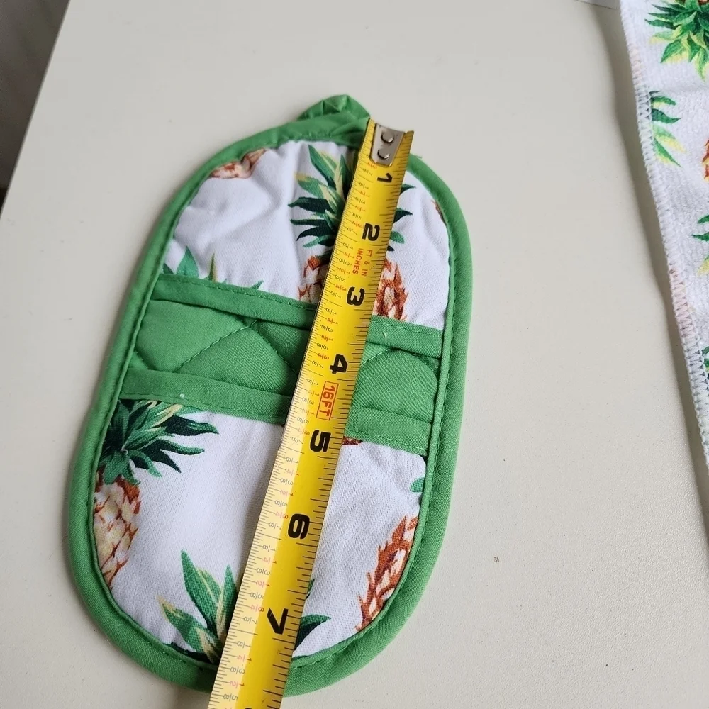 New Kitchen Towel Gift Set Pineapple Design Green & White 7 pc set packaging